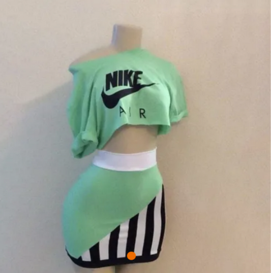 MINT GREEN
